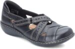 Clarks Ashland Spin Q womens Slip-On Loafer - Image 3