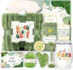 Grooming Package for Women - This luxurious self-care gift set is designed for the most special women in your life to feel the unique charm of pampering and being - Image 2