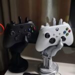 Game Controller Stand for PS5, 3D Cyberpunk Robot Hand Controller Stand, Mechanical Hand Game Handle Headset Hanger, Headphone Hanger for Desktop Decoration - Image 4