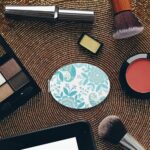 Delightful Floral Mirror, 1X/2X Oval Table Top Mirror, Pu Leather Portable Travel Minis Handheld Mirrors, Holiday Essentials Mirrors, Teenage Girls Gifts, Gadgets for Women - Image 5